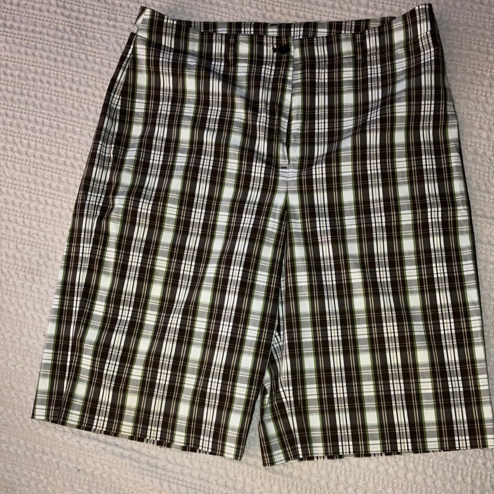 (EUC) Jones of New York Plaid Walking Shorts Size 12